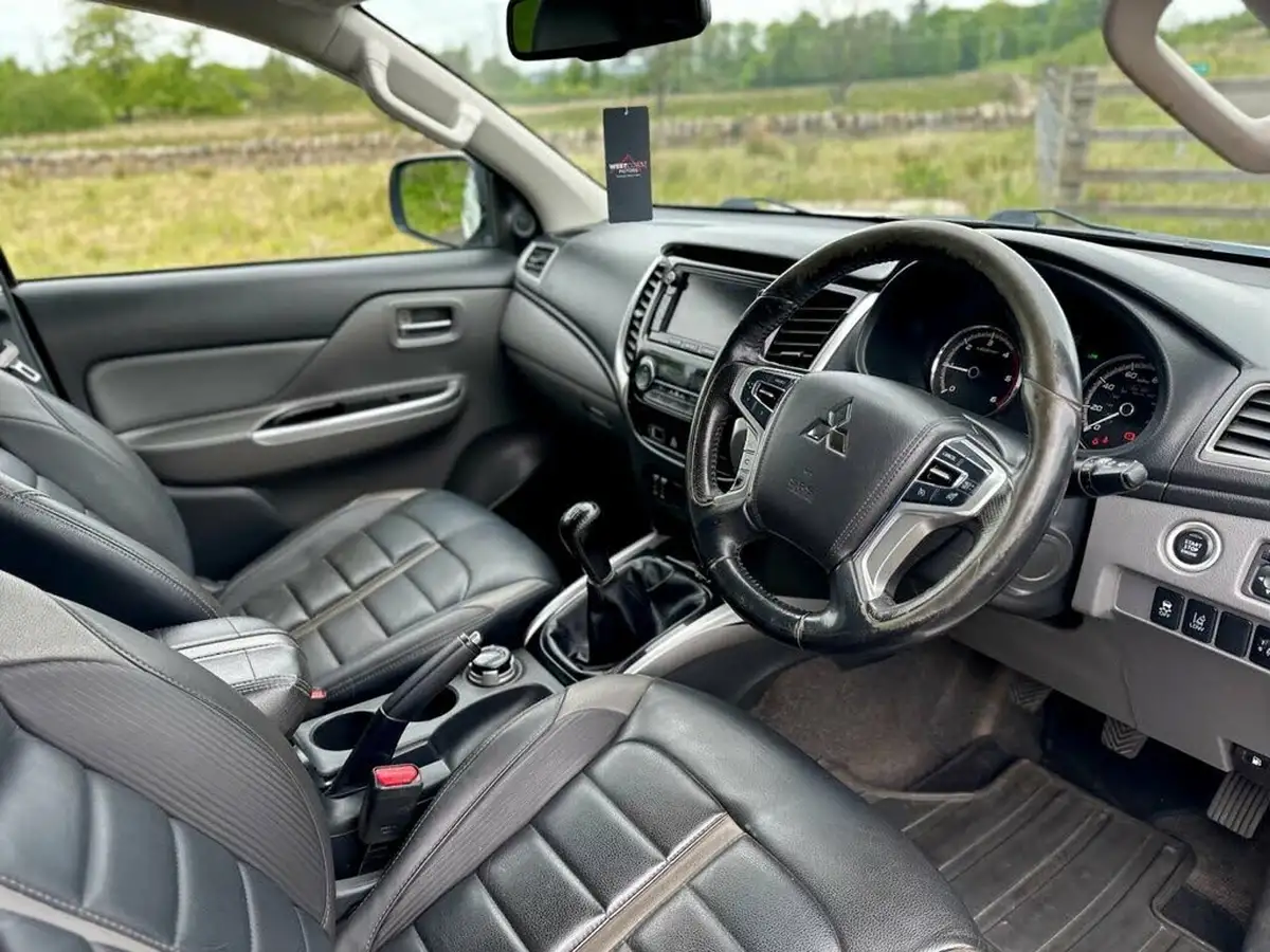 2017-mitsubishi-l200-24di-d-barbarian-178bhp-eu6-big-26