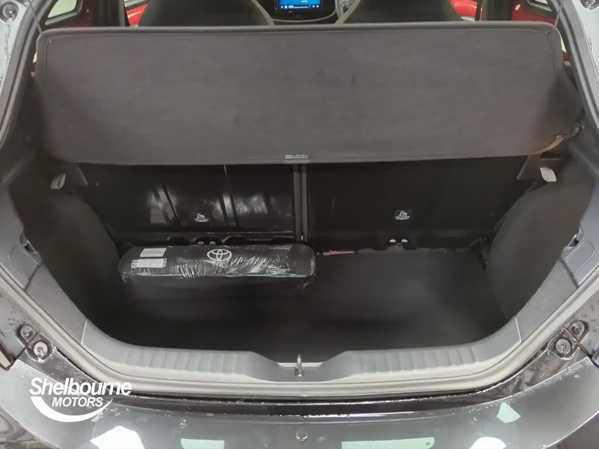 2024-toyota-aygo-x-10-vvt-i-edge-big-16