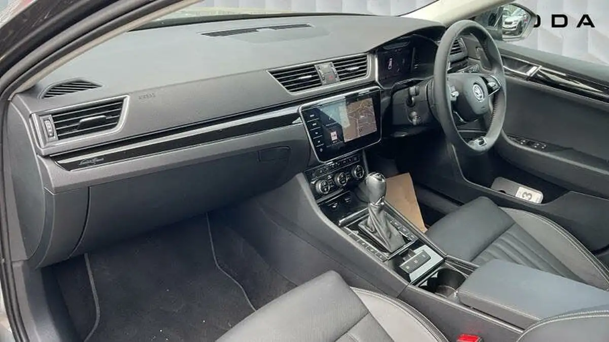 2023-skoda-superb-20-tsi-laurin-klement-190ps-estate-big-1