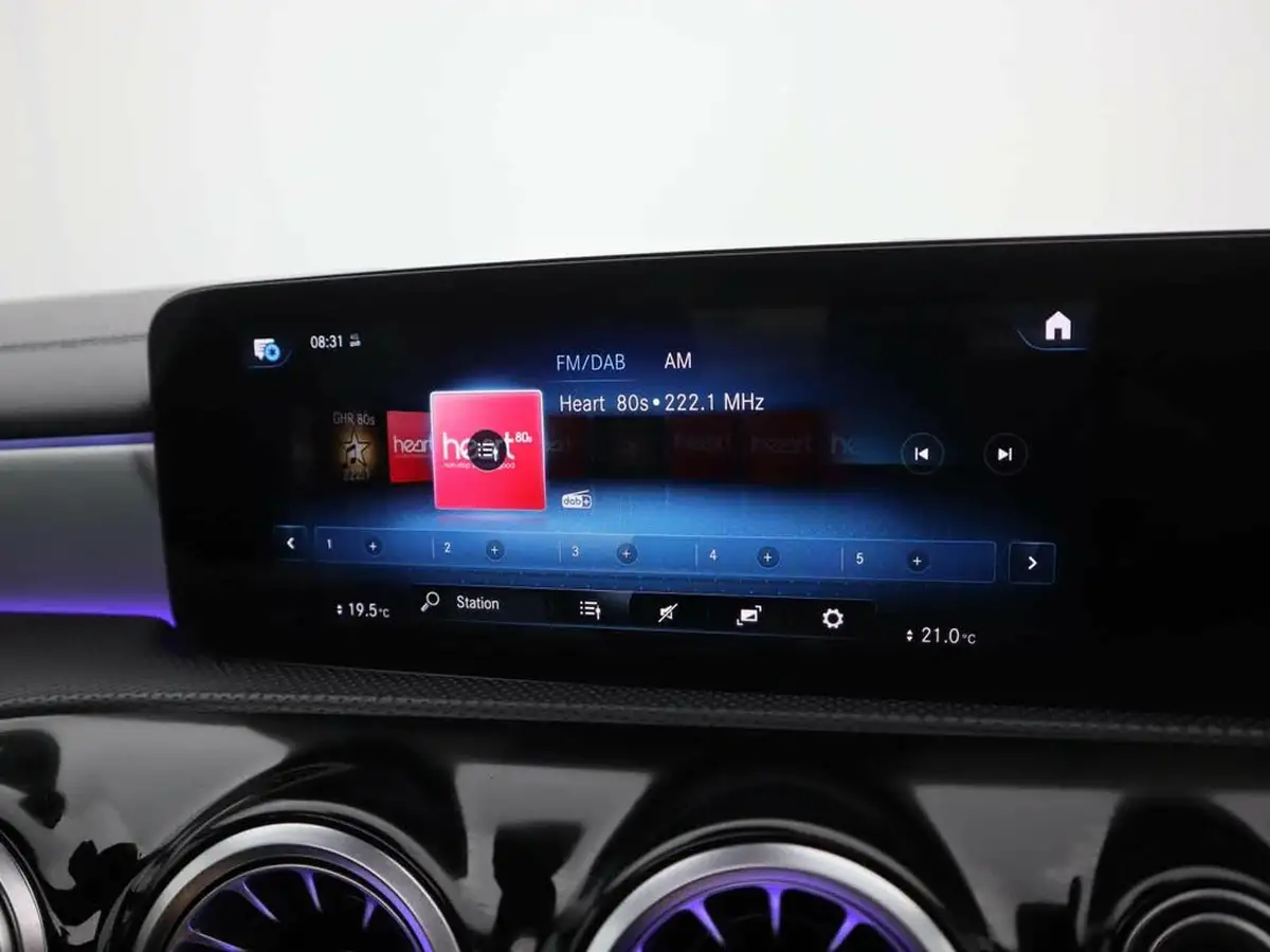 2020-mercedes-benz-cla-20d-cla-220d-amg-line-premium-plus-coupe-4d-big-24