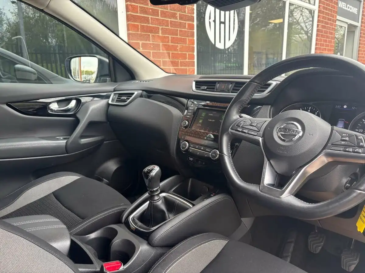 2020-nissan-qashqai-13-dig-t-acenta-premium-160ps-big-20