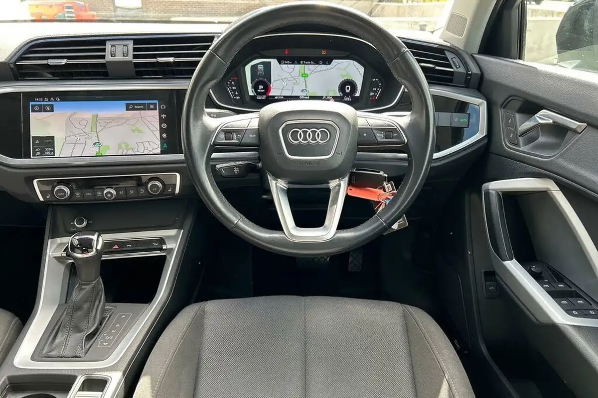 2022-audi-q3-15-35-tfsi-technik-cod-s-tronic-big-37