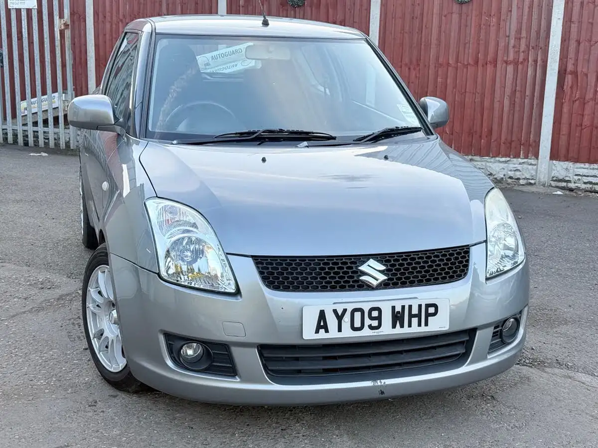 2009-suzuki-swift-13-attitude-big-0