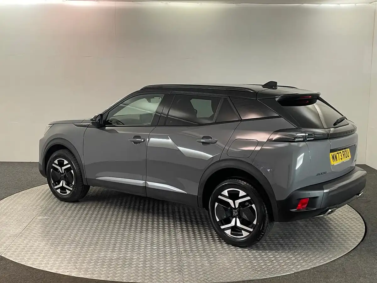 2023-peugeot-2008-suv-big-5