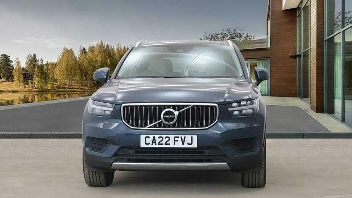 2022-volvo-xc40-20-b4-inscription-awd-big-7