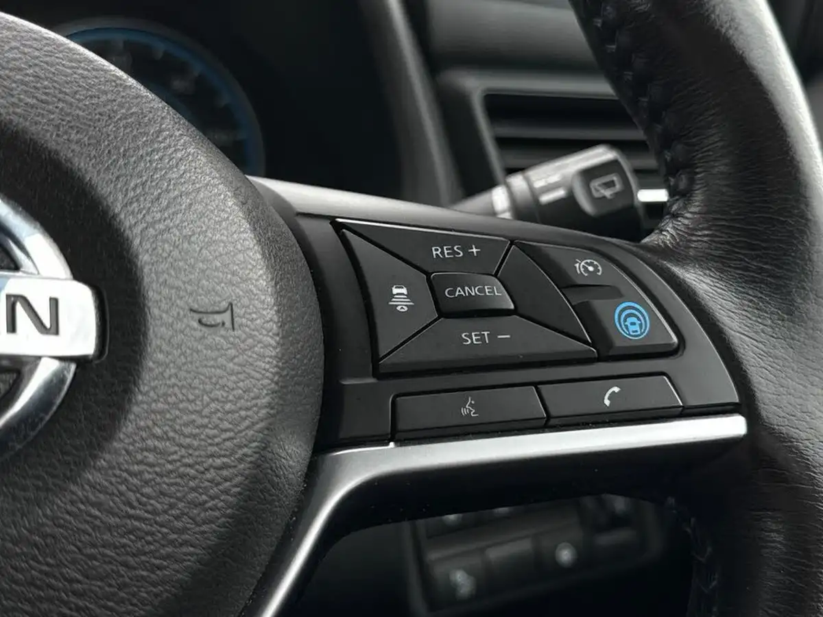 2018-nissan-leaf-e-2zero-big-34