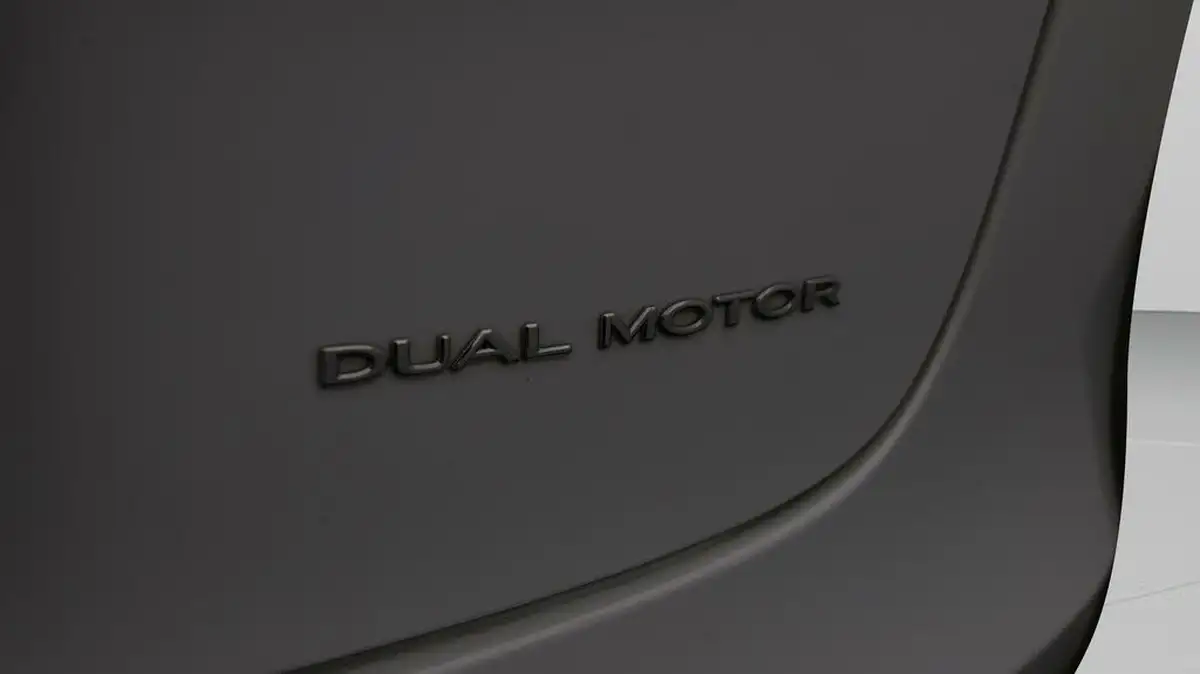2022-tesla-model-3-e-long-range-big-20