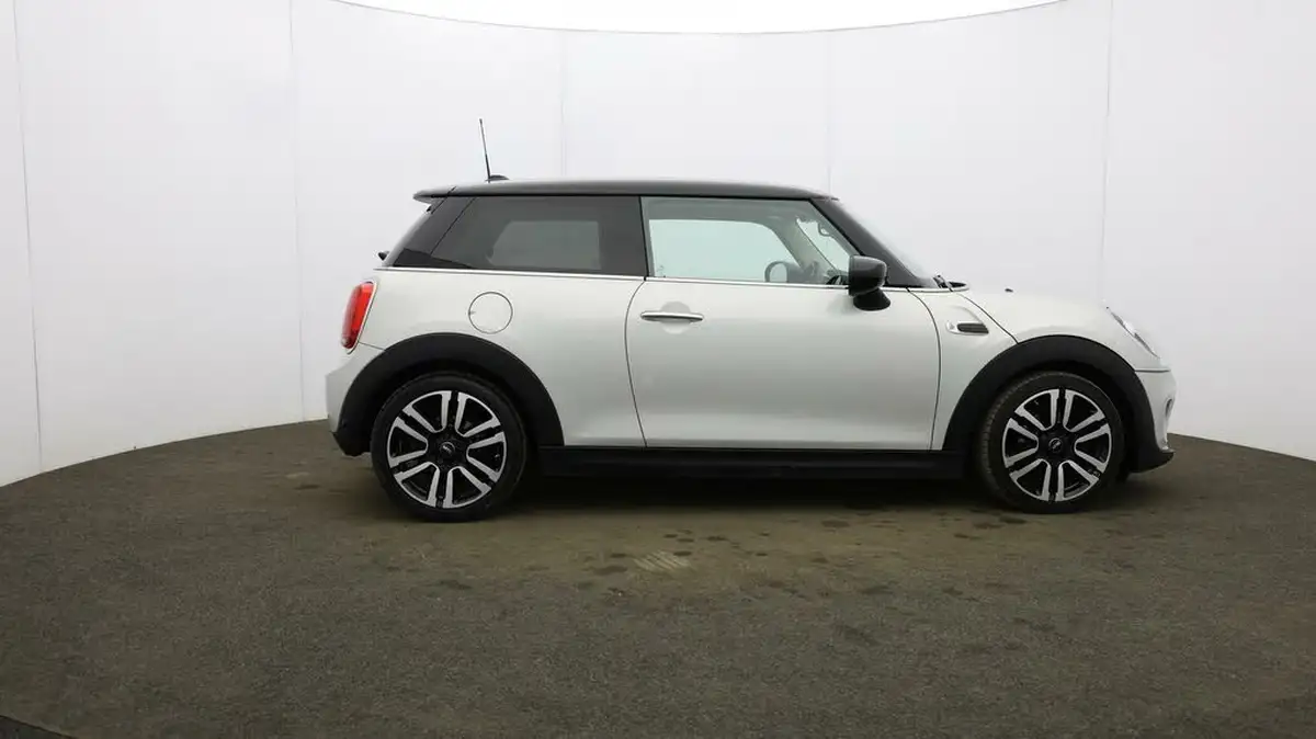 2019-mini-cooper-15-cooper-exclusive-134bhp-nav-hatchback-3d-auto-big-51