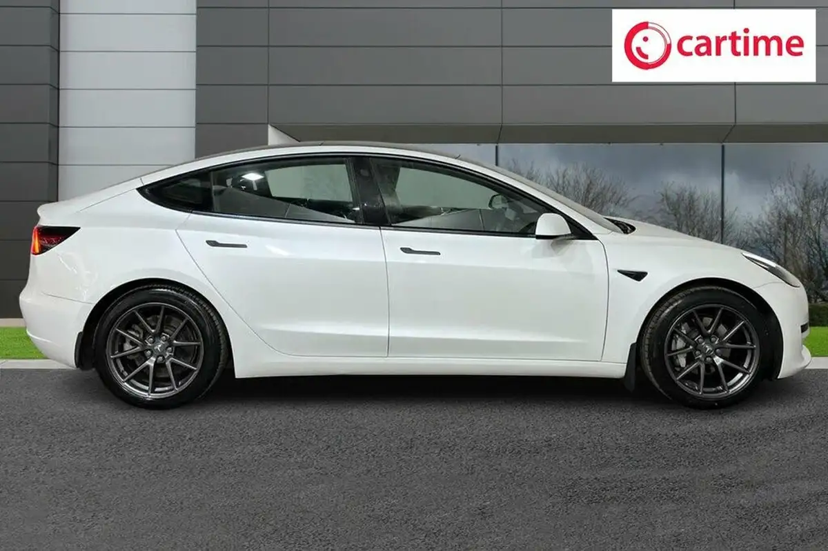 2020-tesla-model-3-e-standard-plus-big-1