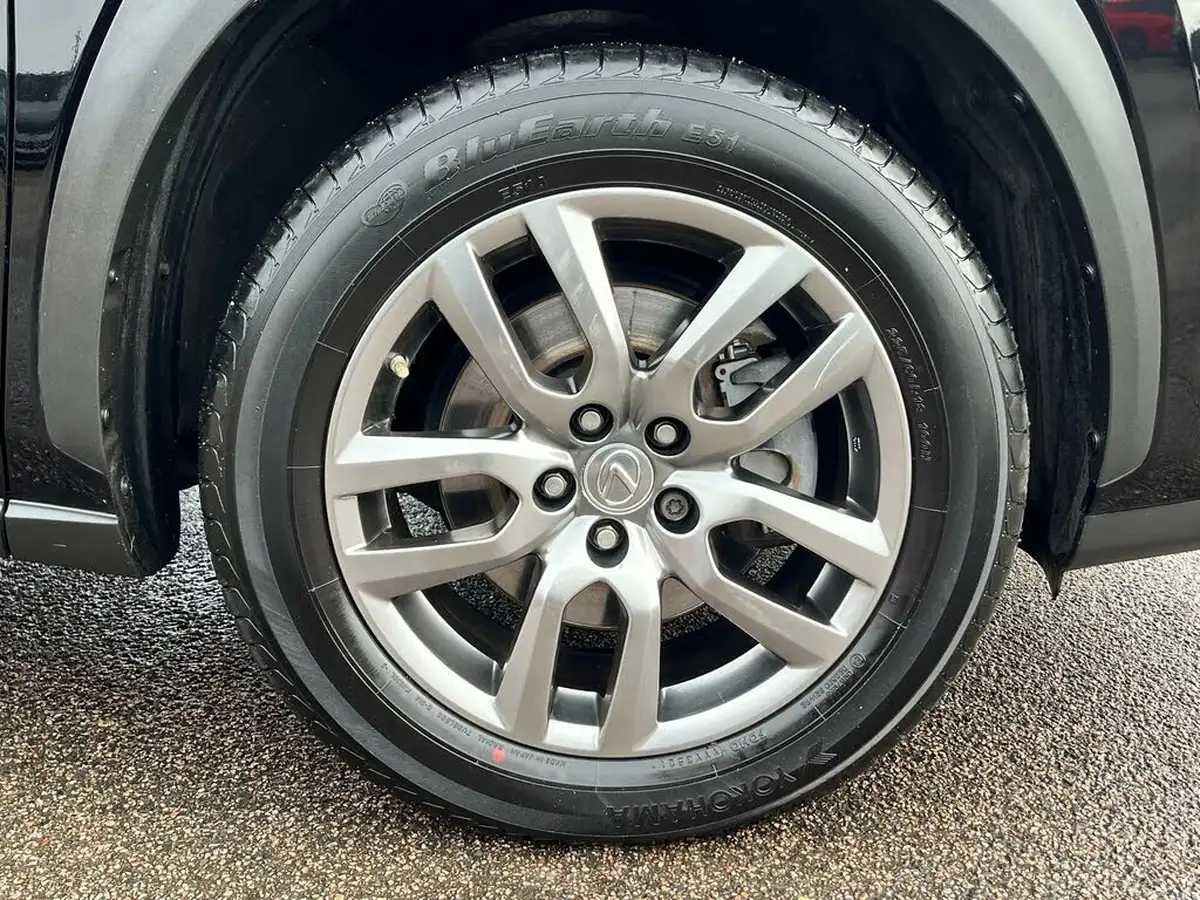 2015-lexus-nx-300h-25-luxury-197bhp-big-14