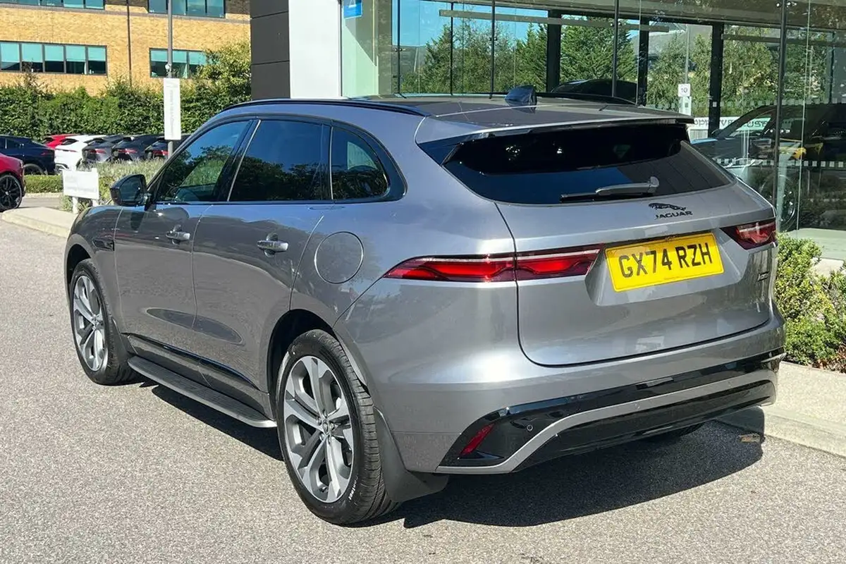 2024-jaguar-f-pace-20-p400e-r-dynamic-hse-black-90th-anniversary-edition-big-11