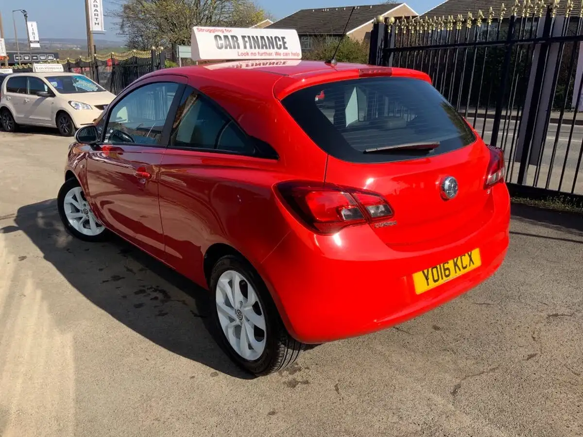 2016-vauxhall-corsa-14i-sting-75ps-3d-big-3