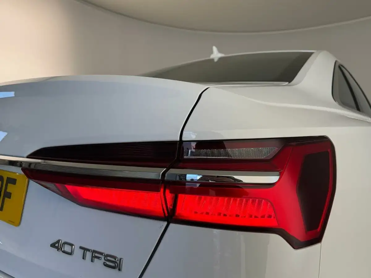 2022-audi-a6-saloon-20-40-tfsi-sport-big-44