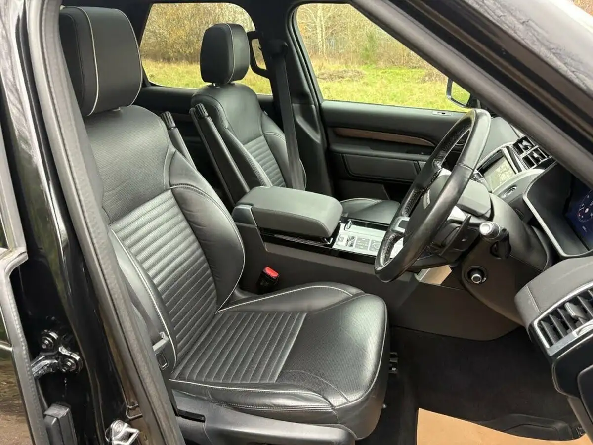 2019-land-rover-discovery-30-sd6-commercial-hse-big-8