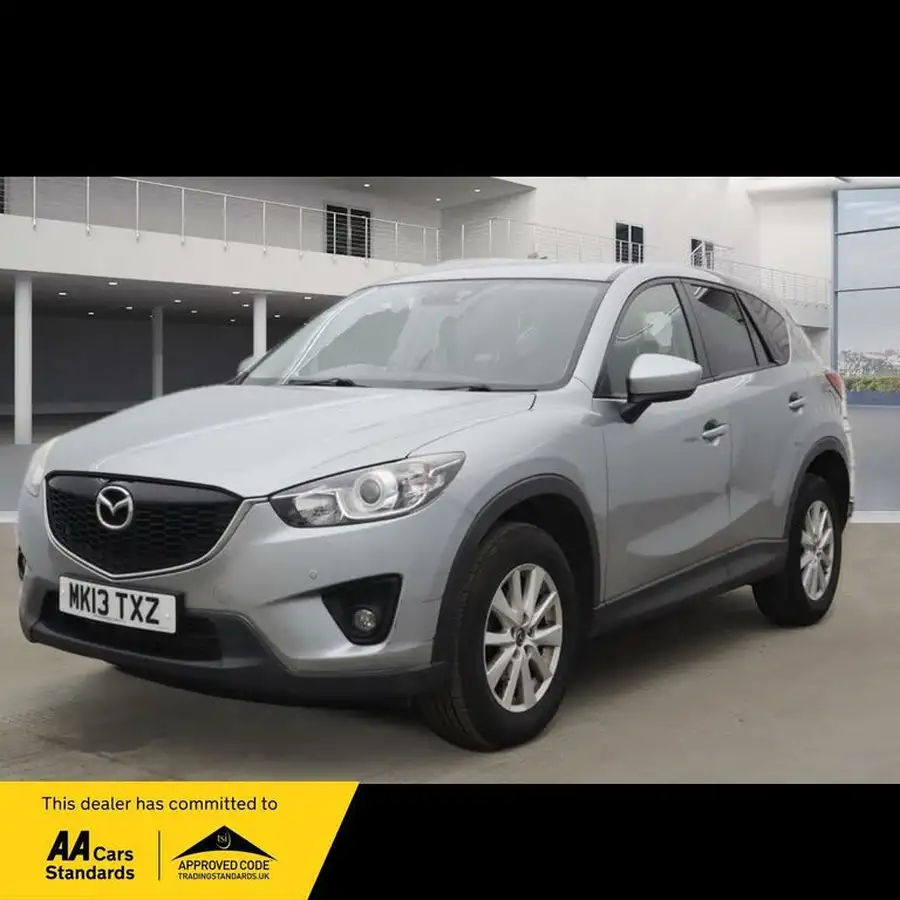 2013-mazda-mazda3-16-venture-edition-big-0