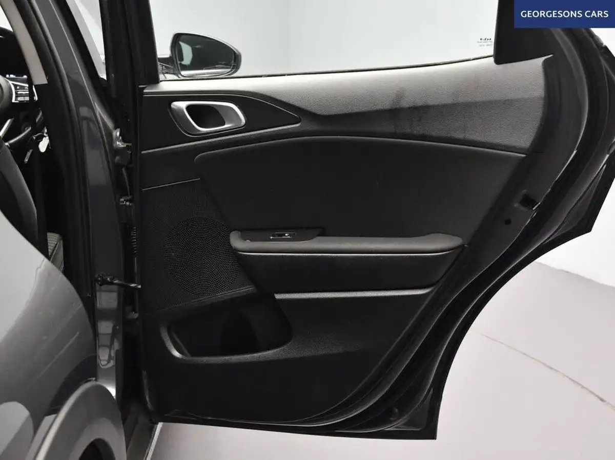 2022-kia-xceed-10-t-gdi-2-big-20
