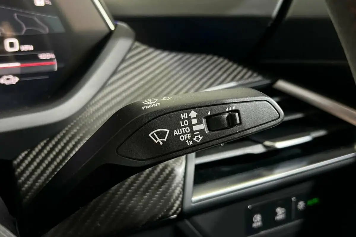 2021-audi-rs-e-tron-gt-e-carbon-vorsprung-big-25