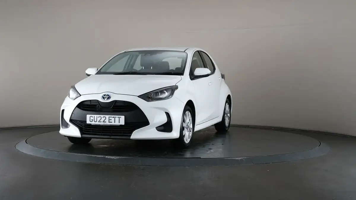 2022-toyota-yaris-15-vvt-i-icon-big-37