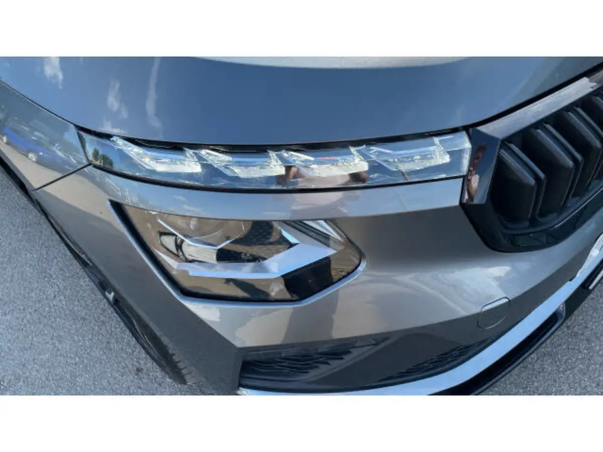 2024-skoda-kamiq-15-tsi-monte-carlo-dsg-big-36