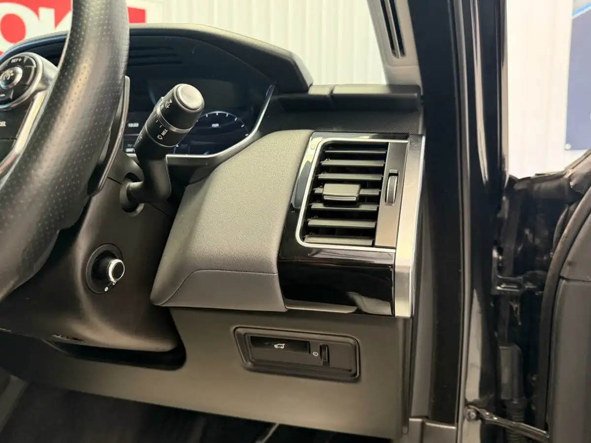 2014-land-rover-range-rover-sport-30-sd-v6-hse-big-29