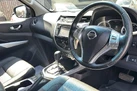 2017-nissan-navara-23dci-tekna-auto-small-8