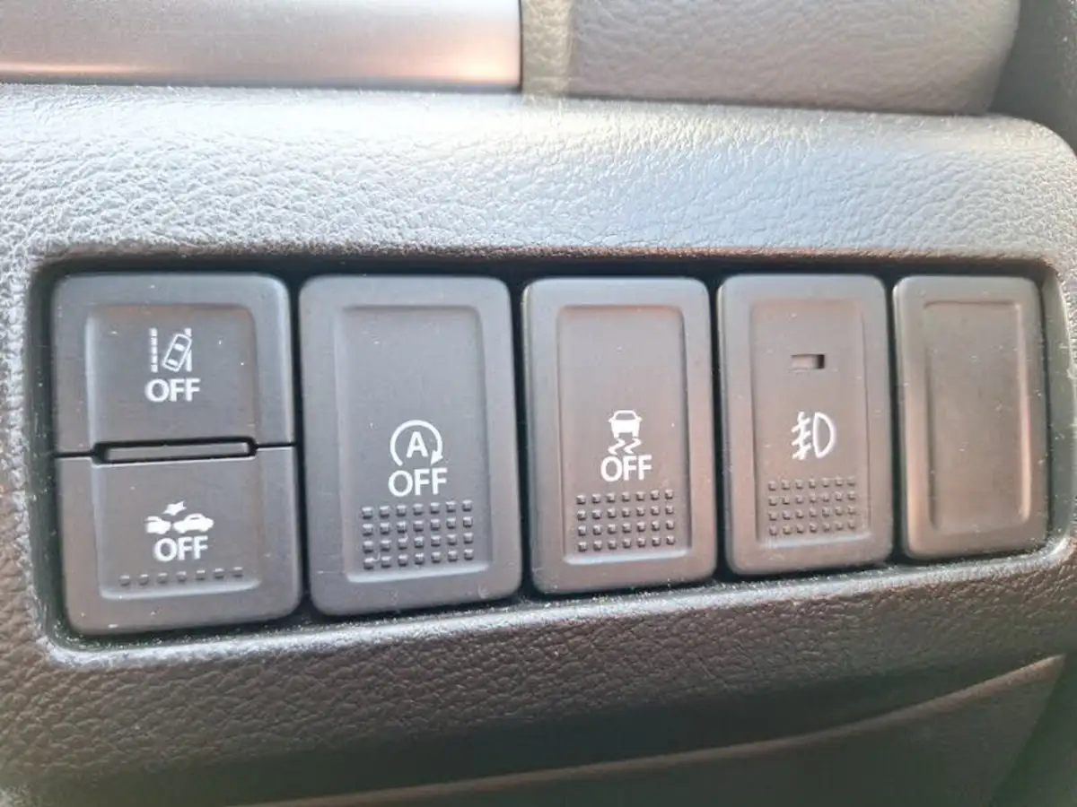 2022-suzuki-vitara-14-boosterjet-sz-t-big-13