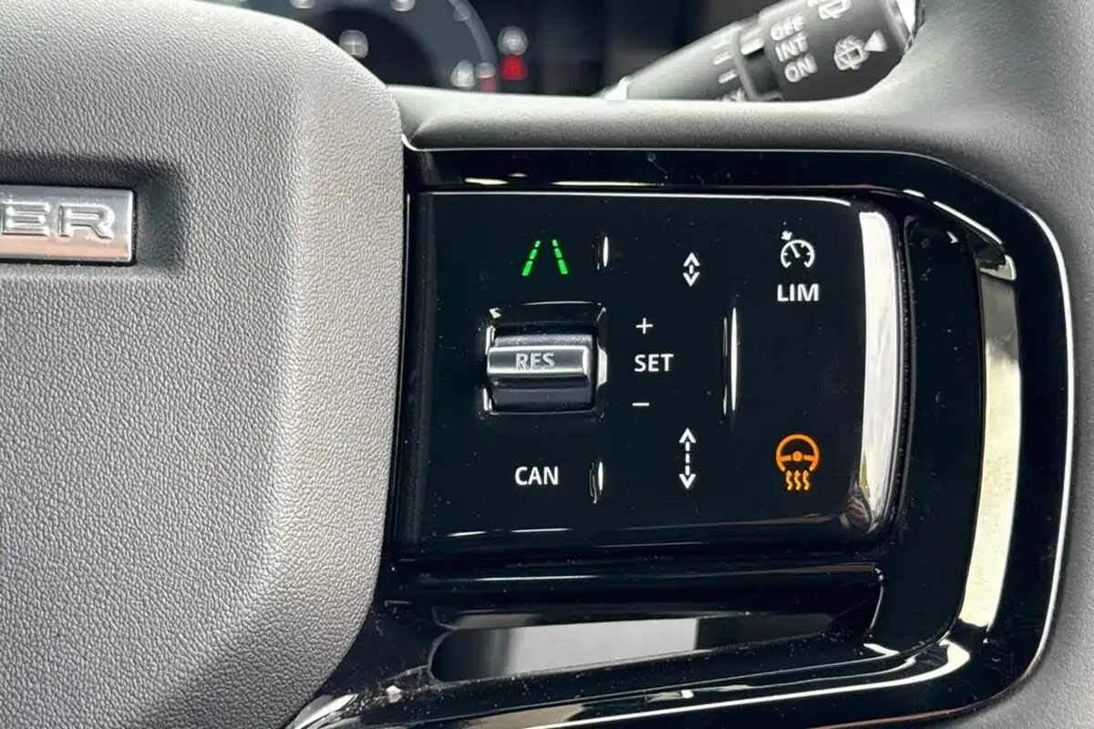 2024-land-rover-range-rover-evoque-20-d200-s-big-33
