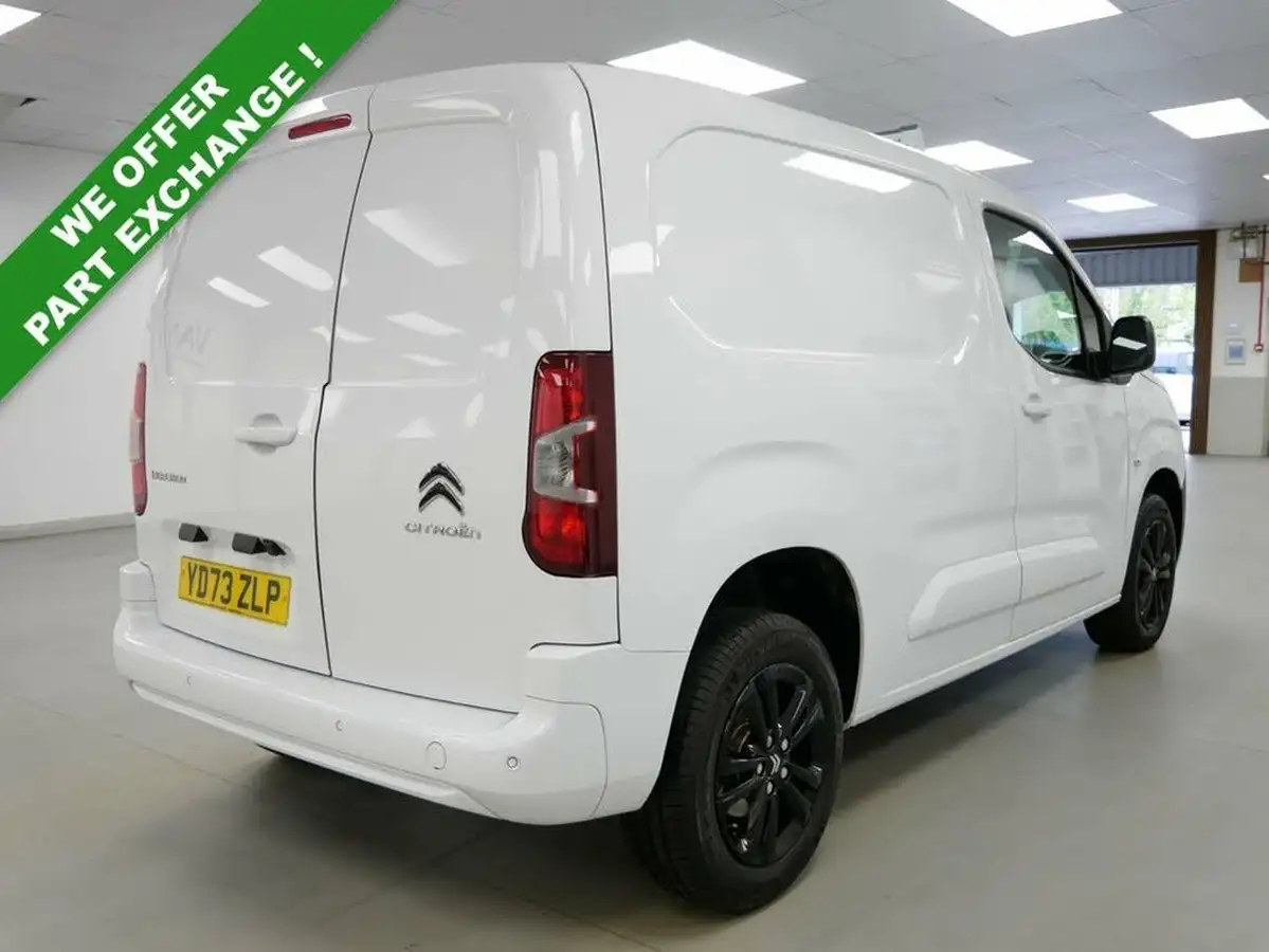 2024-citroen-berlingo-15-bluehdi-1000-driver-edition-130pseu6d-eat8-big-12