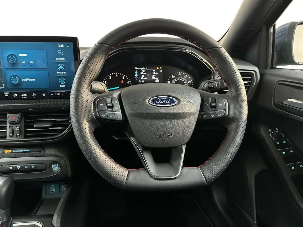 2025-ford-focus-10t-st-line-155ps-estate-powershift-big-15