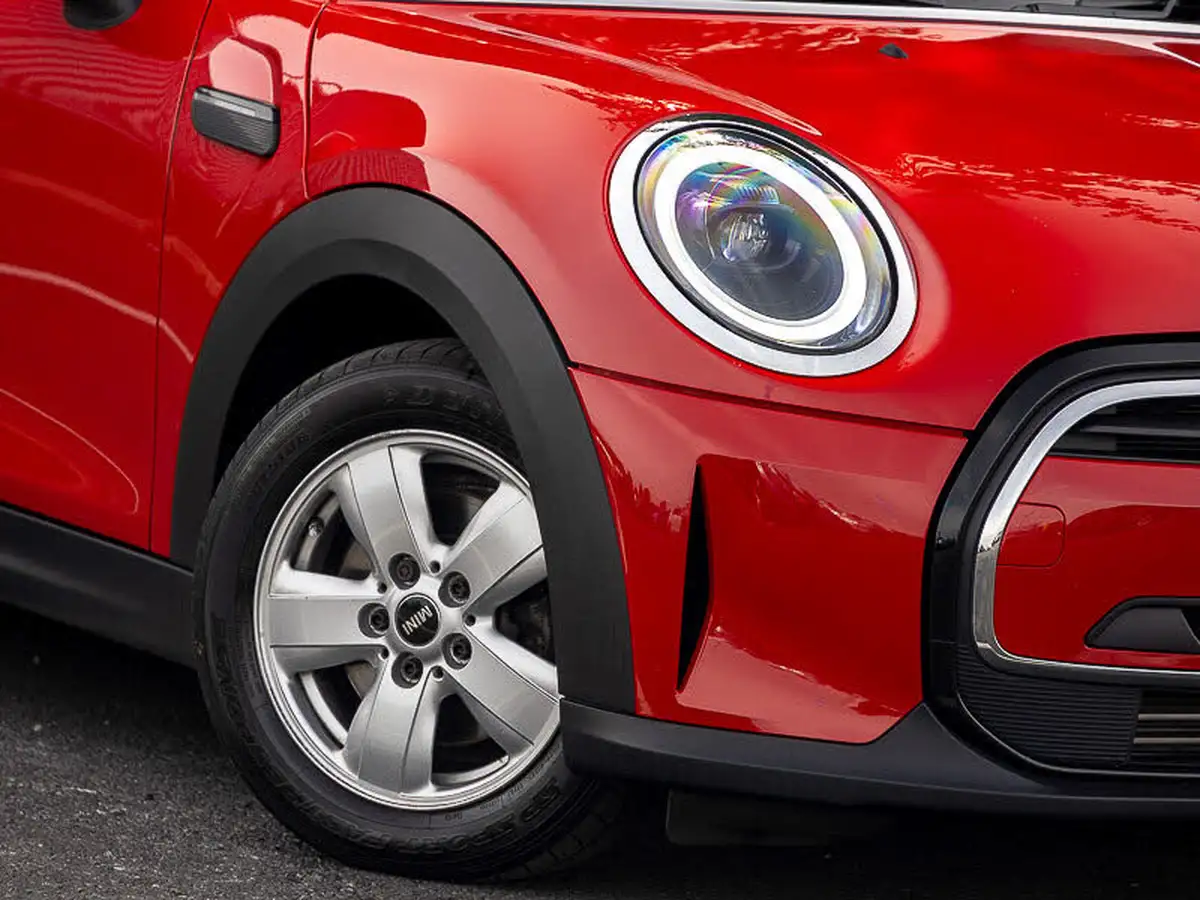 2021-mini-cooper-15-cooper-classic-hatchback-5d-big-19