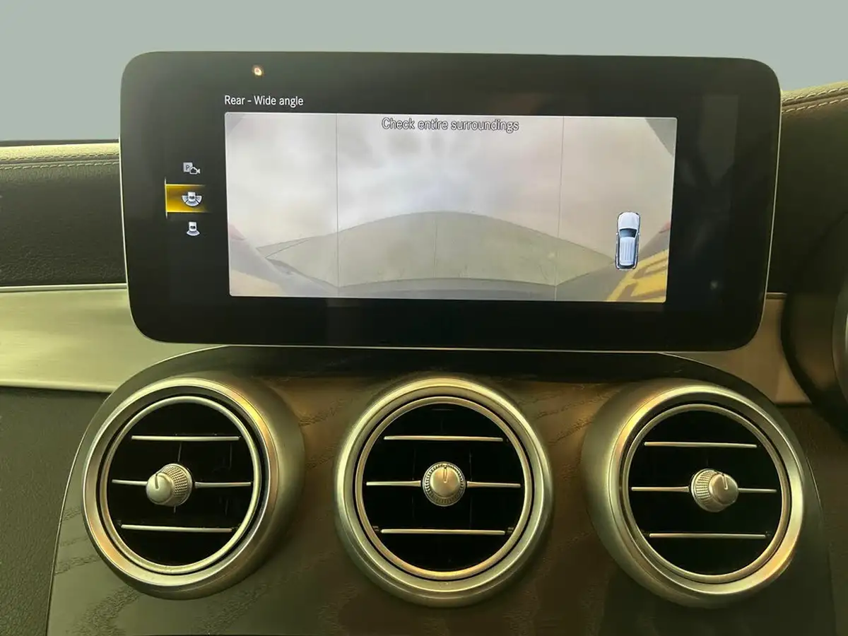 2022-mercedes-benz-glc-class-20d-glc220d-amg-line-premium-195ps-station-wagon-5d-1950cc-4matic-plus-big-28