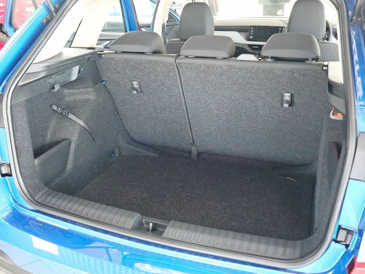 2024-skoda-kamiq-10-tsi-se-116ps-dsg-big-18