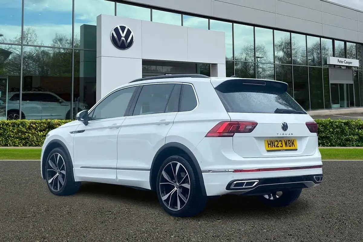 2023-volkswagen-tiguan-20tdi-r-line-edition-big-2