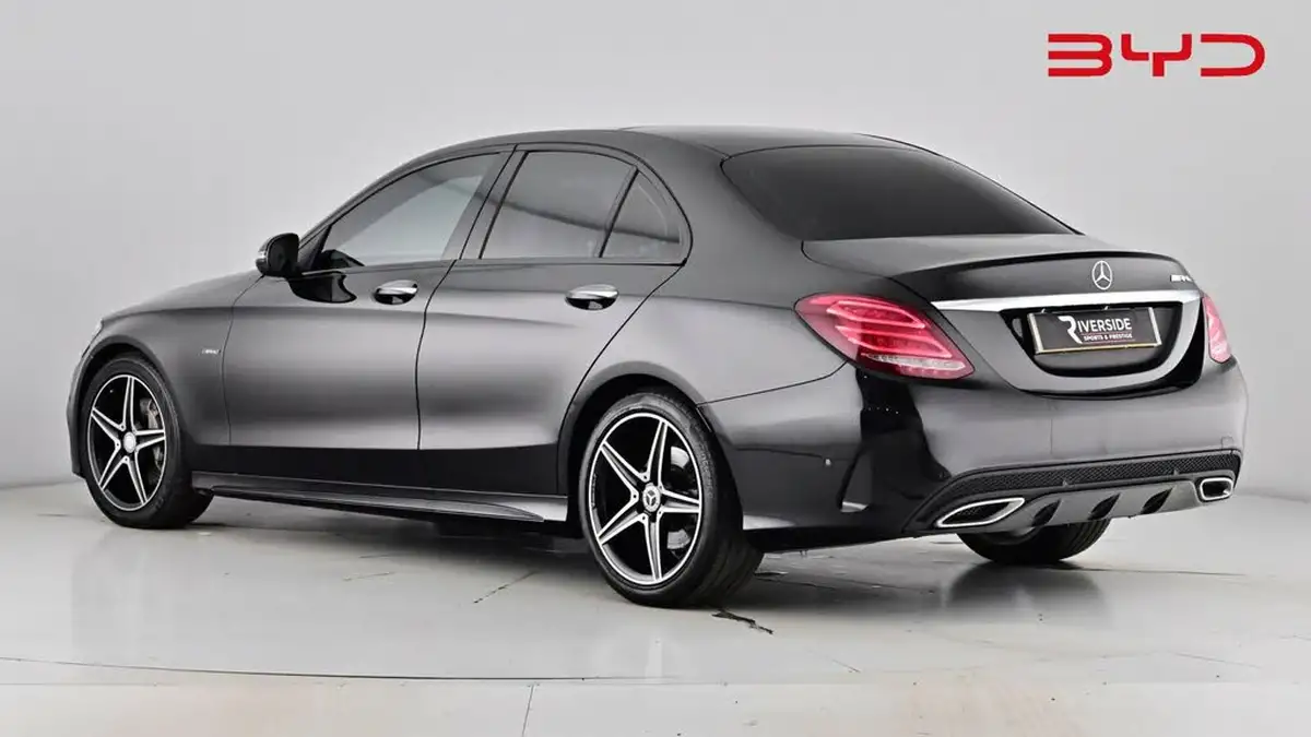 2016-mercedes-benz-c-class-21d-c220d-amg-line-170ps-premium-plusss-saloon-4d-auto-big-1