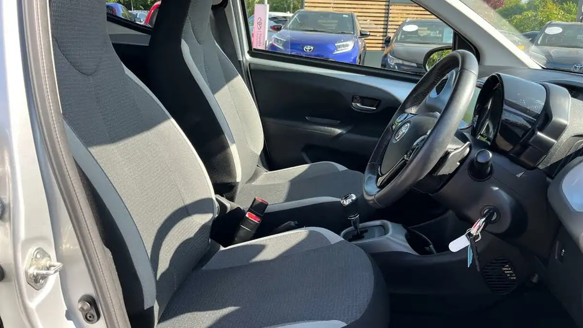 2020-toyota-aygo-10-vvt-i-x-trend-tss-x-shift-big-10