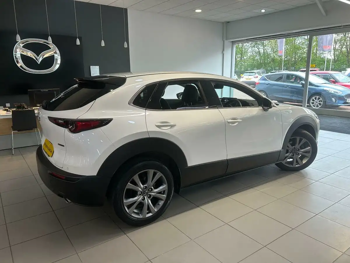 2022-mazda-cx-30-20-e-skyactiv-g-gt-sport-big-9