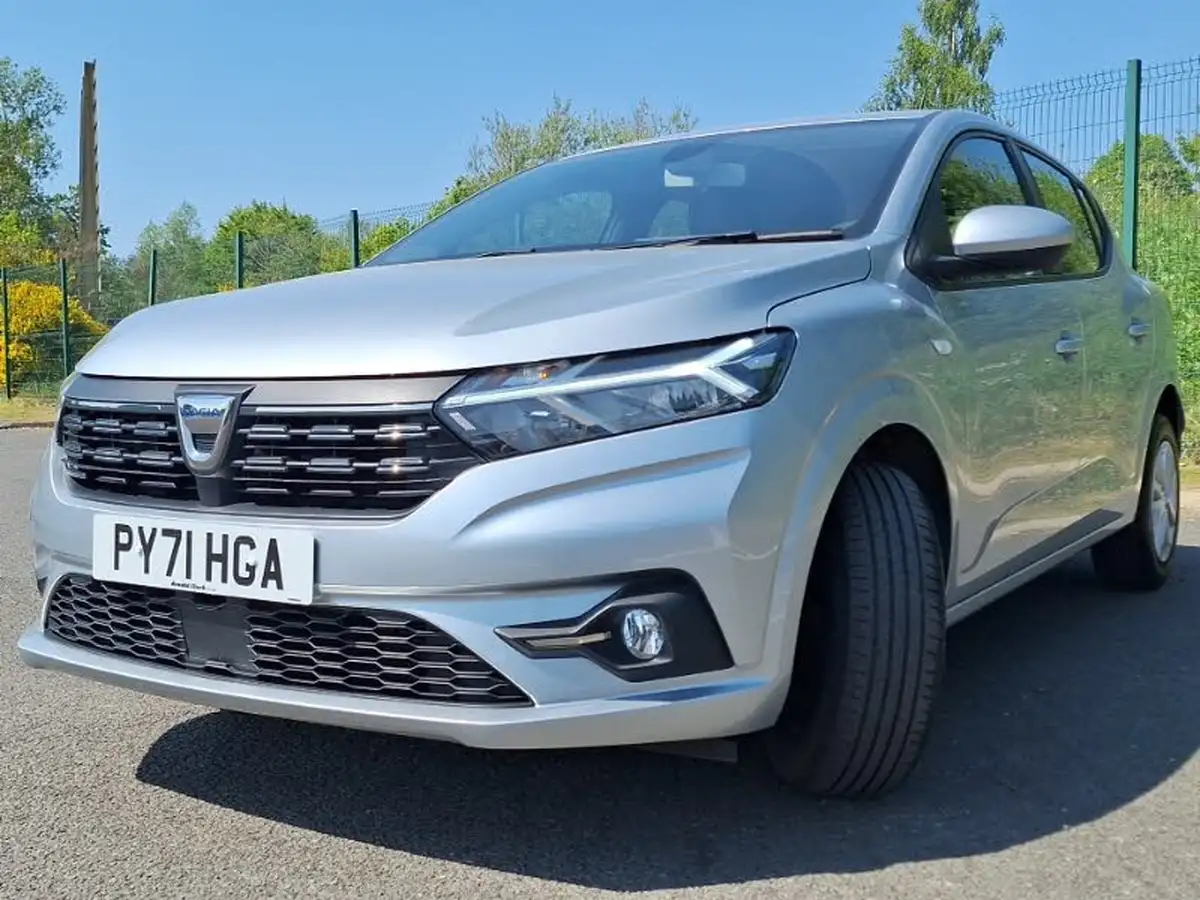 2022-dacia-sandero-10-tce-comfort-90bhp-big-11
