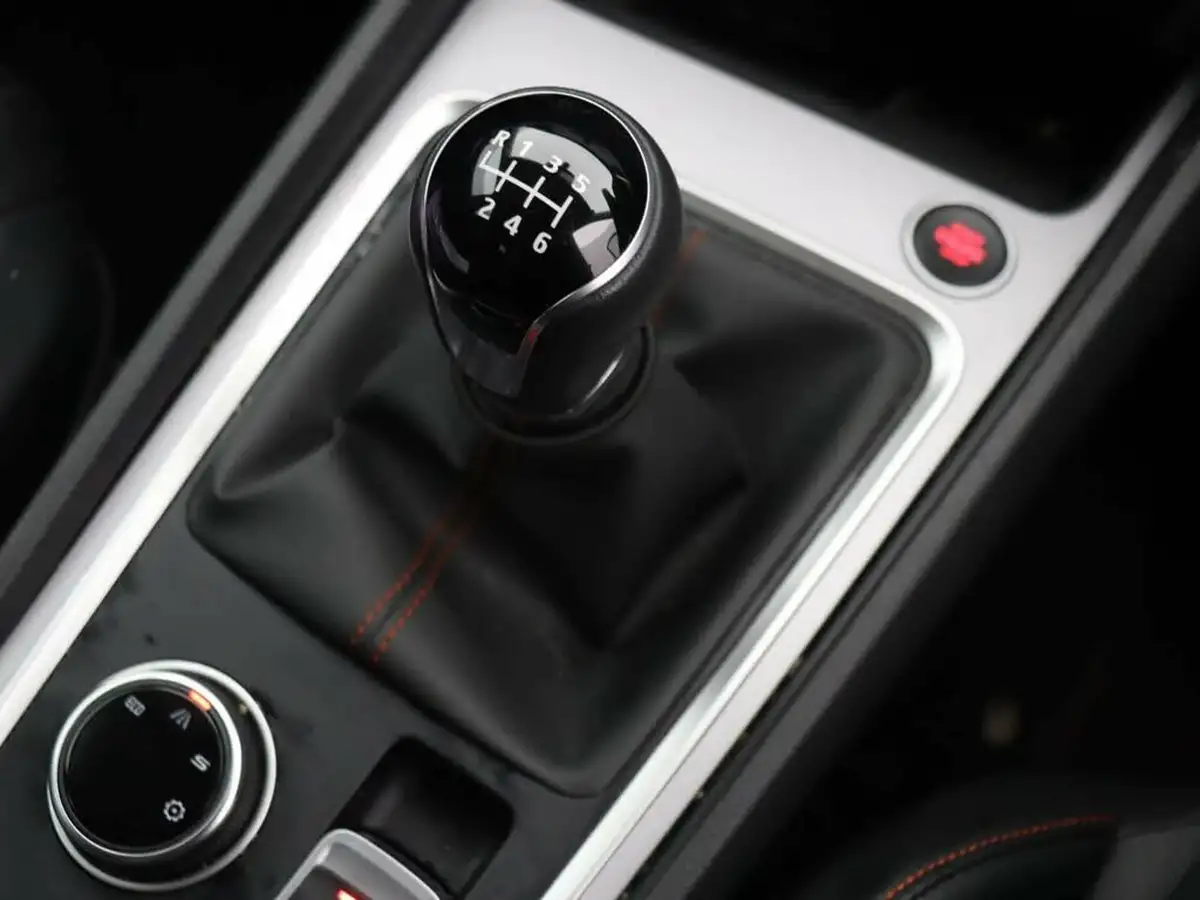 2024-seat-ateca-15-ecotsi-fr-sport-big-22