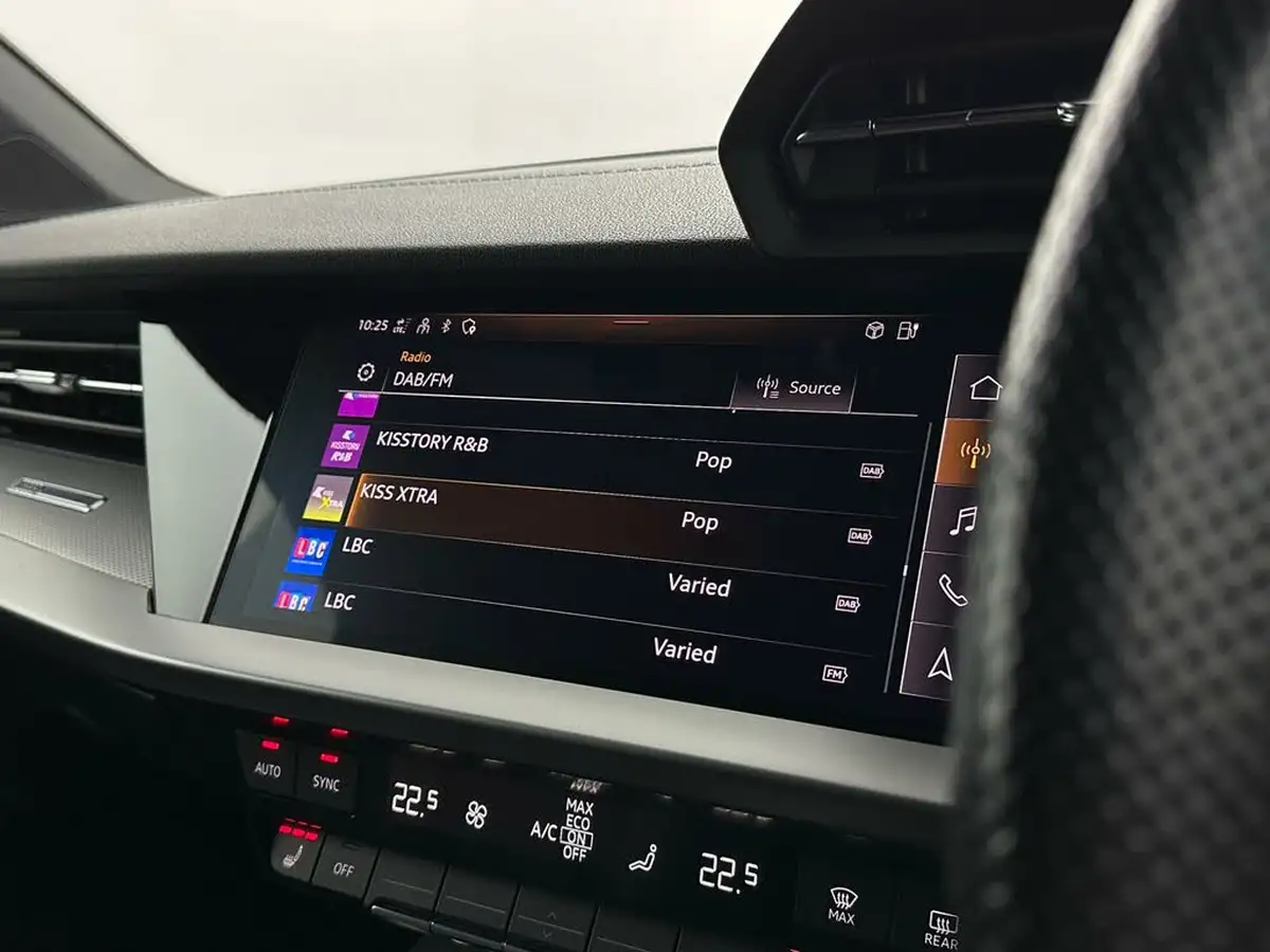 2021-audi-a3-14-40-tfsi-e-s-line-big-25