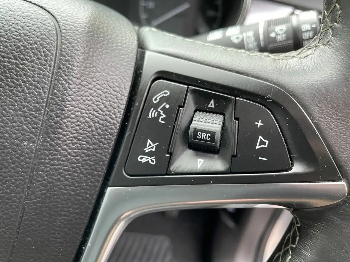 2016-vauxhall-mokka-x-14i-16v-turbo-design-nav-140ps-ss-1364cc-big-16