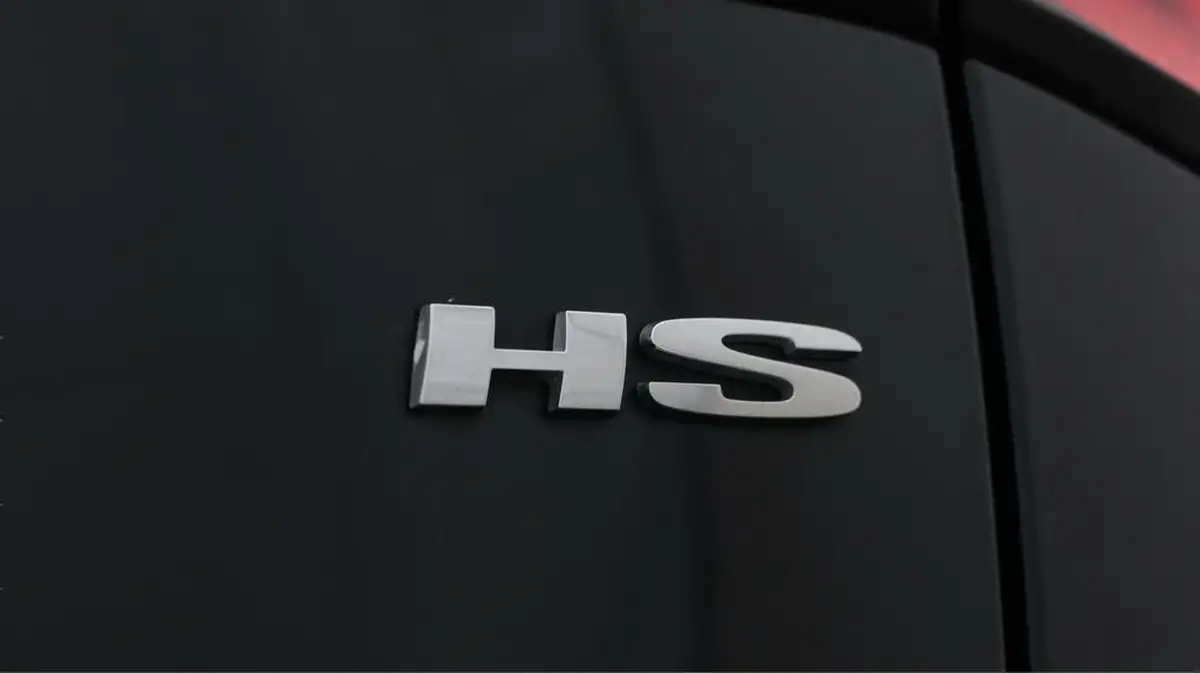2022-mg-hs-15t-gdi-exclusive-162ps-big-23