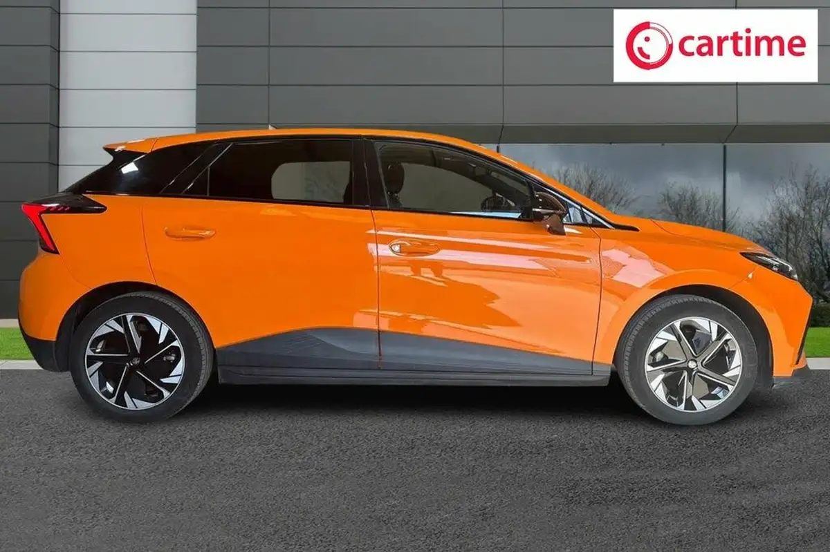 2022-mg-mg4-e-trophy-ev-big-1