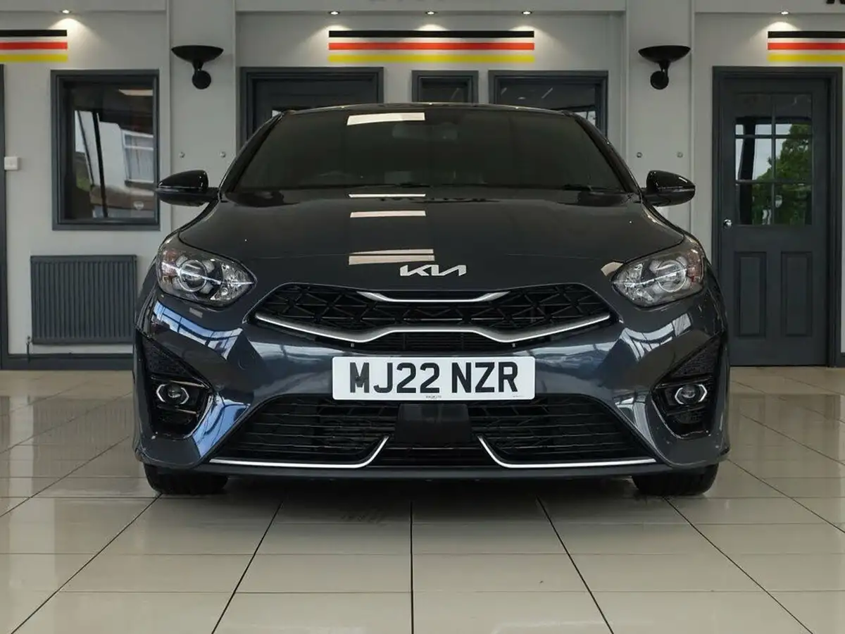 2022-kia-pro-ceed-15-t-gdi-gt-line-big-4