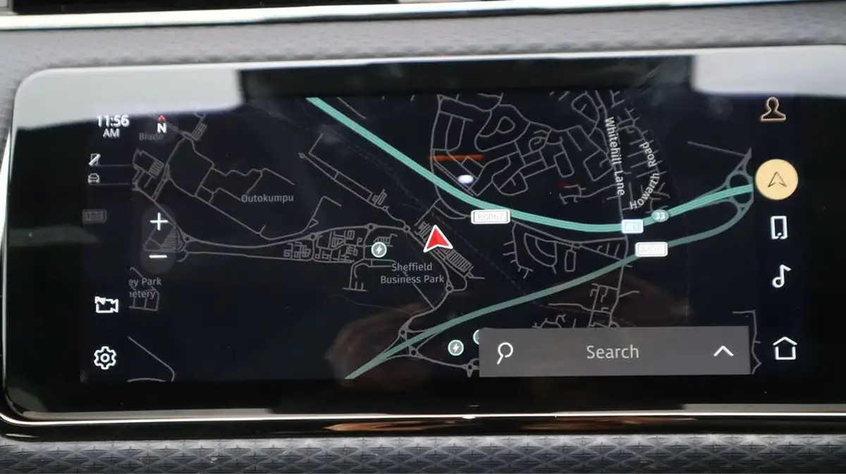 2022-land-rover-range-rover-evoque-15-p300e-r-dynamic-s-big-11