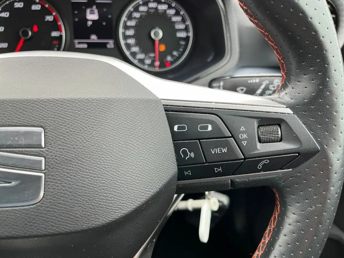 2022-seat-arona-10-tsi-fr-big-29