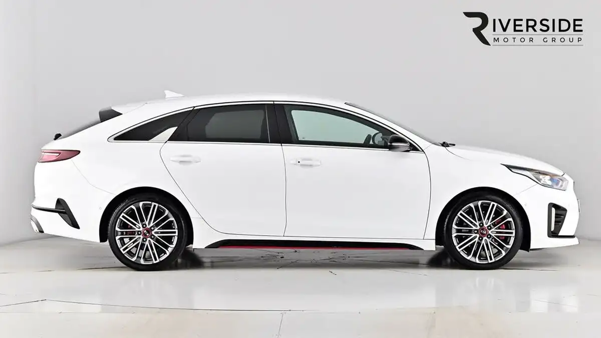 2021-kia-pro-ceed-16-t-gdi-gt-big-2