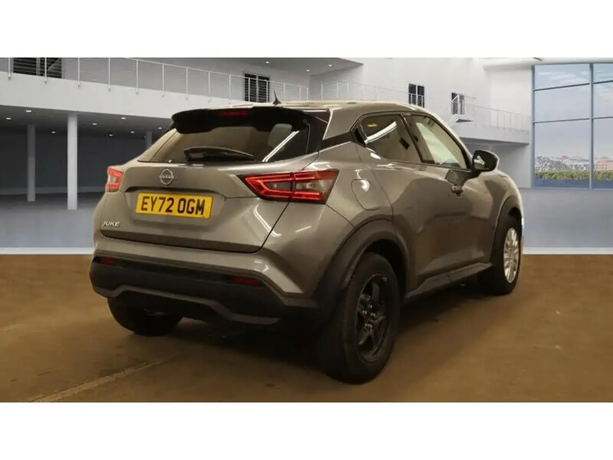 2022-nissan-juke-10-dig-t-acenta-big-6