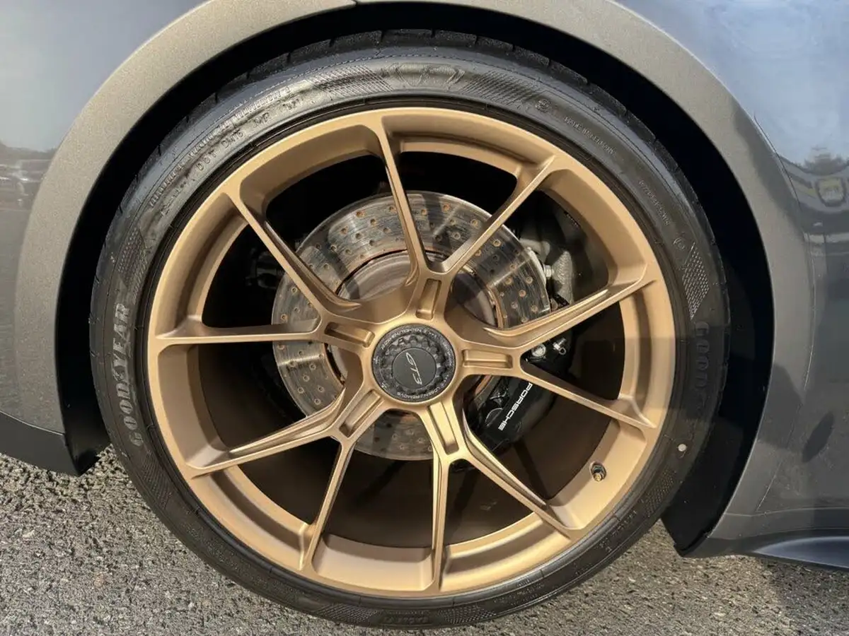 2021-porsche-911-40-gt3-pdk-big-41