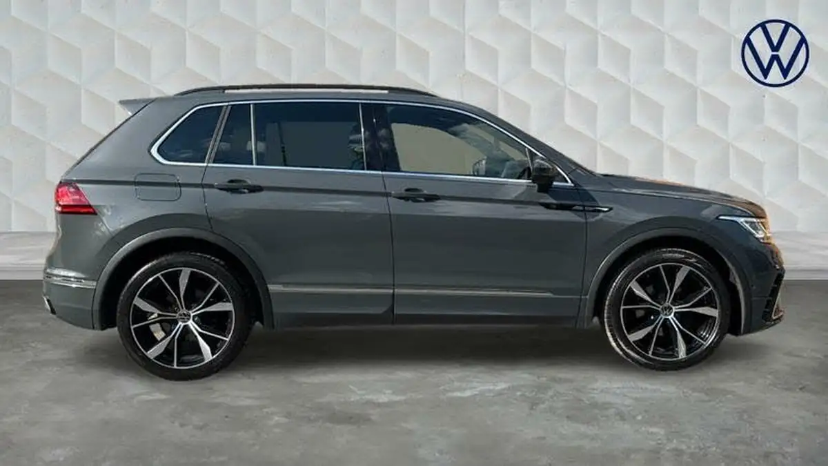 2020-volkswagen-tiguan-15-tsi-r-line-big-3