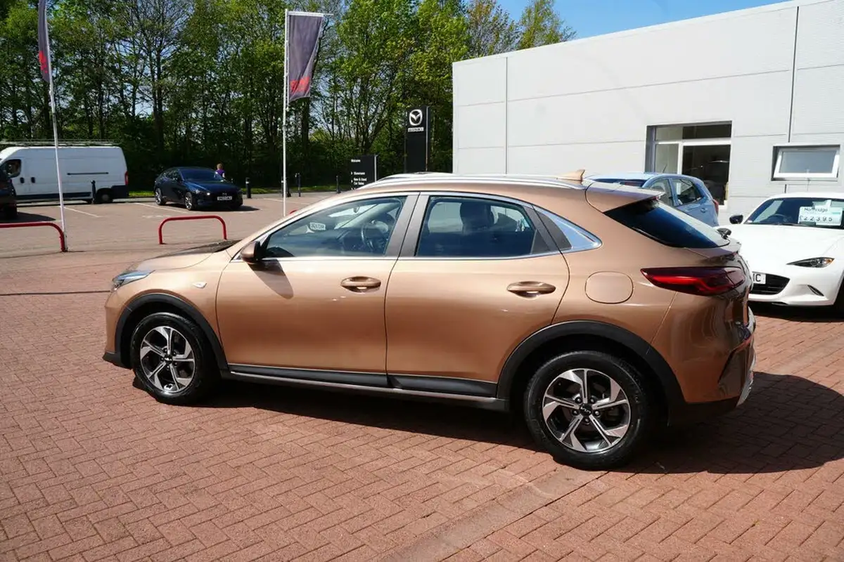 2021-kia-xceed-10-t-gdi-2-big-12